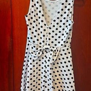 Petite white and black dress